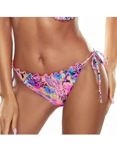 Luce fabulosa en la playa con nuestra Braguita Sally Pink Candy