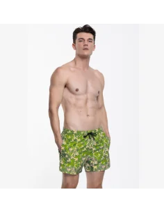 Sumérgete en la jungla con nuestro Bañador Bermuda Jungle Camo Ungaro